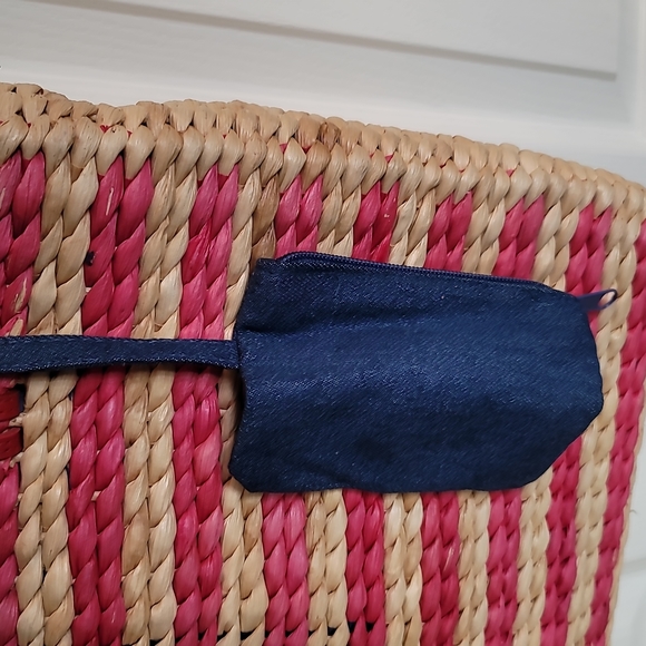 Americana Straw Pocketbook - Picture 13 of 15